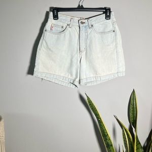 Vintage Women’s Guess Jeans Denim Shorts